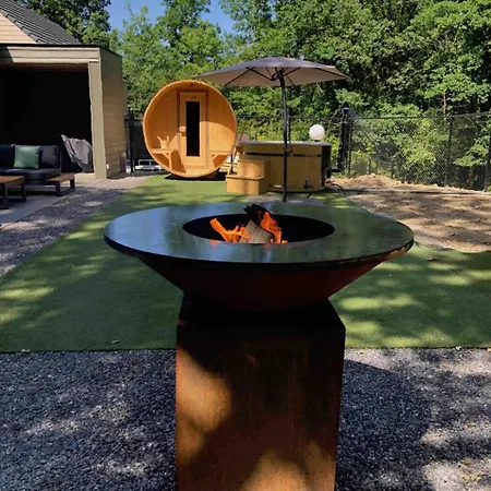 בית נופש L'antre Nous - - Sauna & Hottub 9 Pers