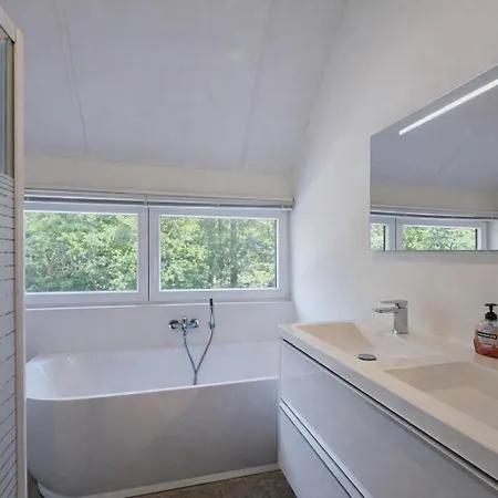 בית נופש L'antre Nous - - Sauna & Hottub 9 Pers